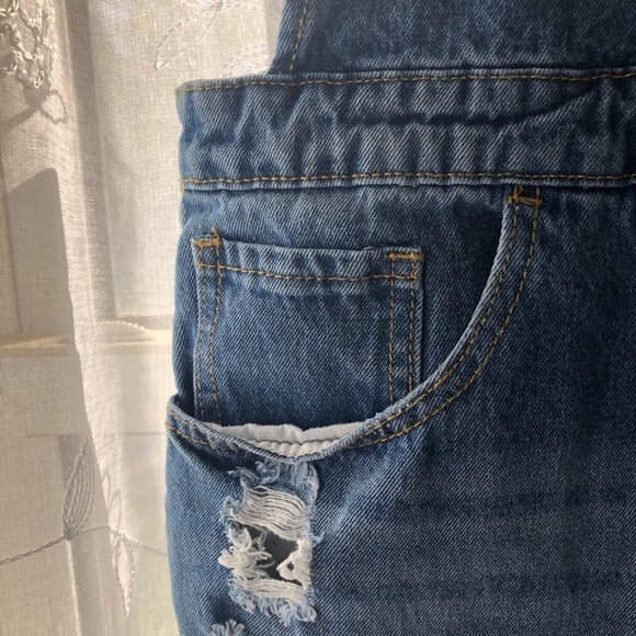 Forever 21 Overall Jeans Size 26 med wash - Picture 9 of 16